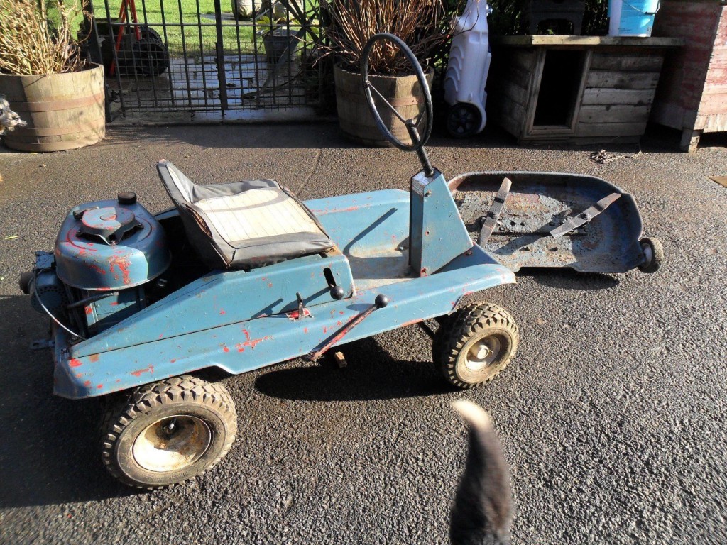 Wheel Horse Reo Matic IMGWheel087 Vintage Horticultural And Garden Wheel Horse Reo Matic IMGWheel087 Vintage Horticultural And Garden